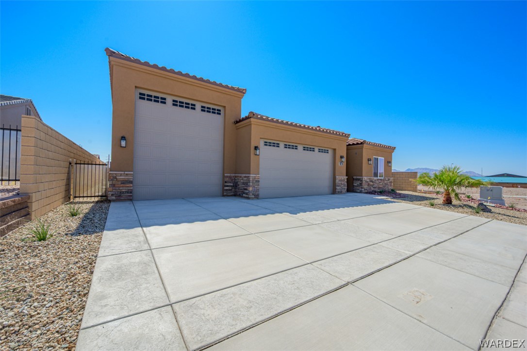 955 Athens Court