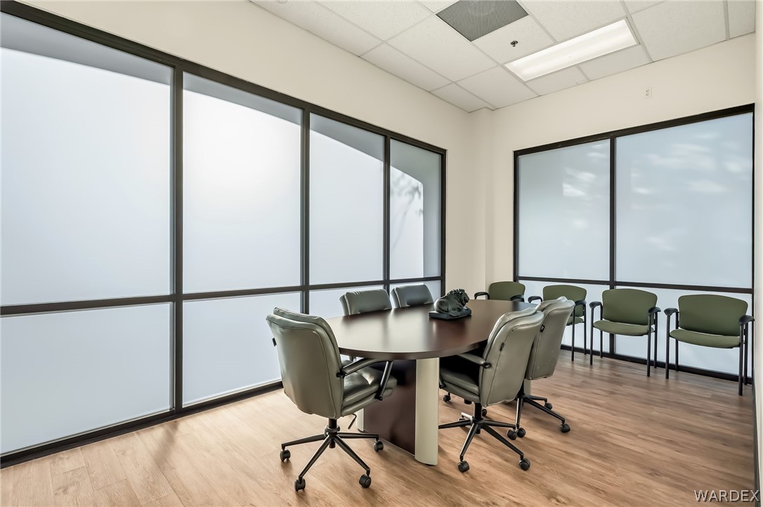 2585 Miracle Mile #128 - 129