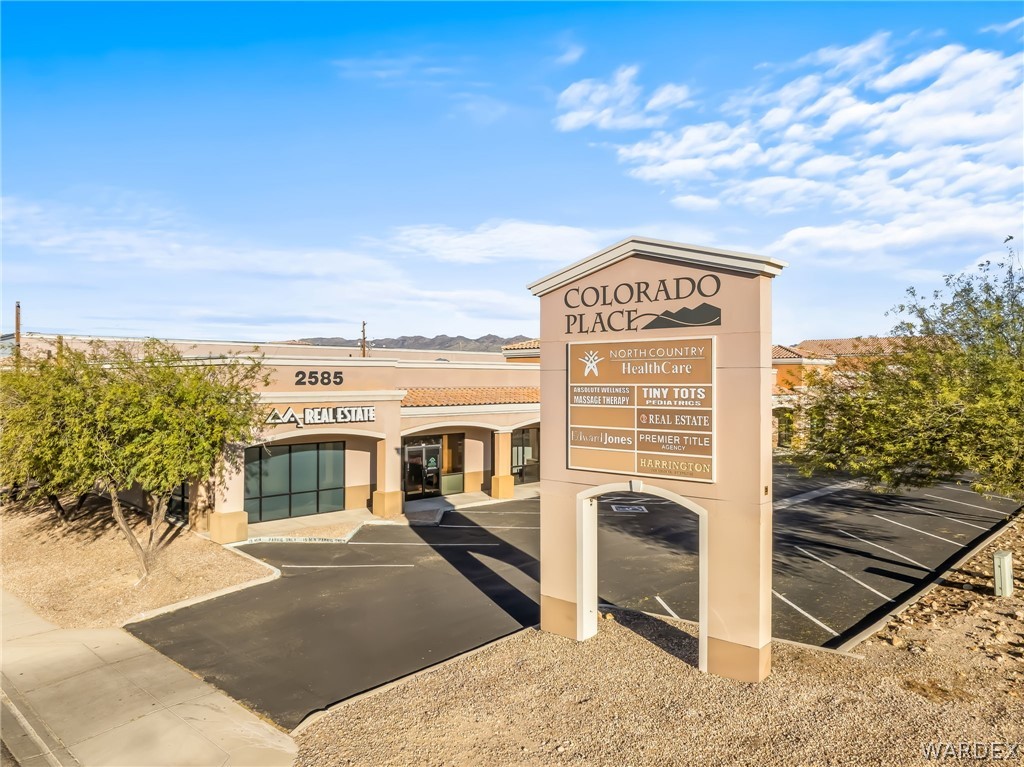 2585 Miracle Mile #128 - 129