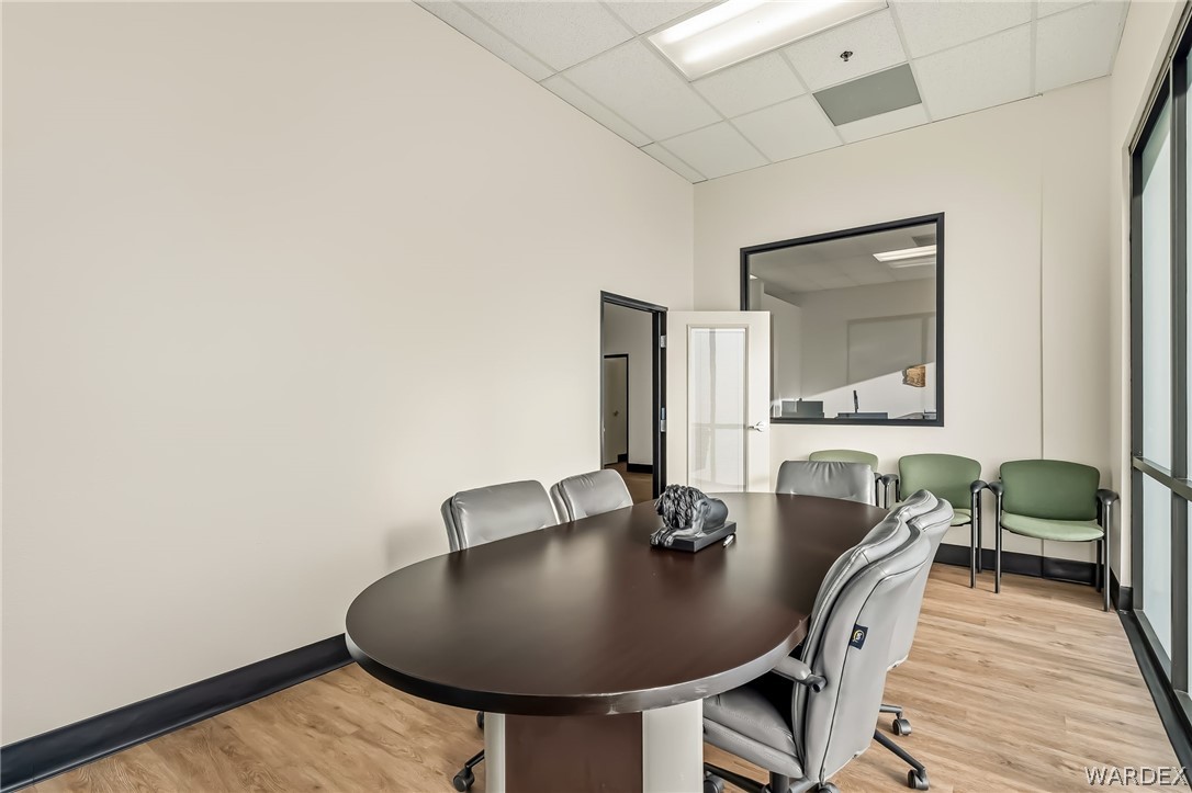 2585 Miracle Mile #128 - 129