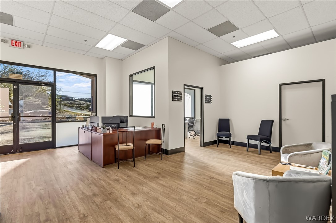 2585 Miracle Mile #128 - 129