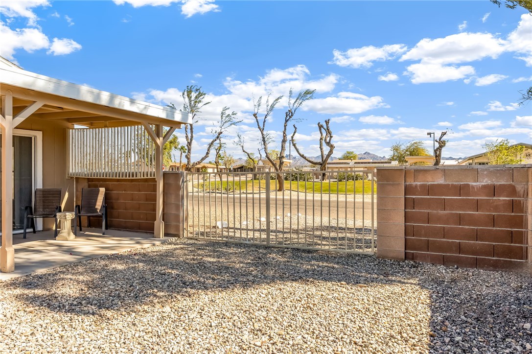 2612 E Sunrise Vista Boulevard