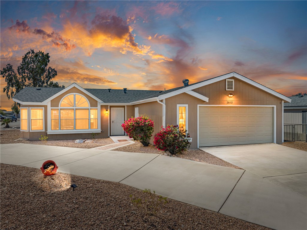 2612 E Sunrise Vista Boulevard