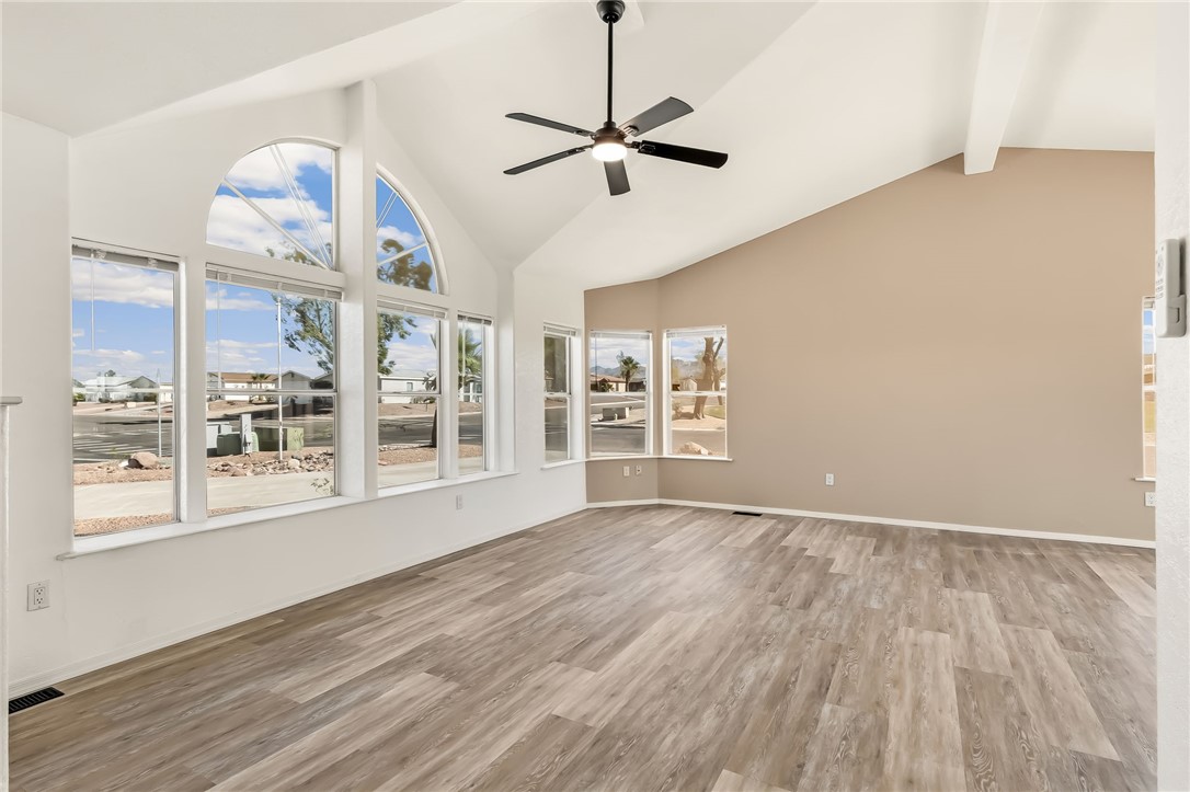 2612 E Sunrise Vista Boulevard
