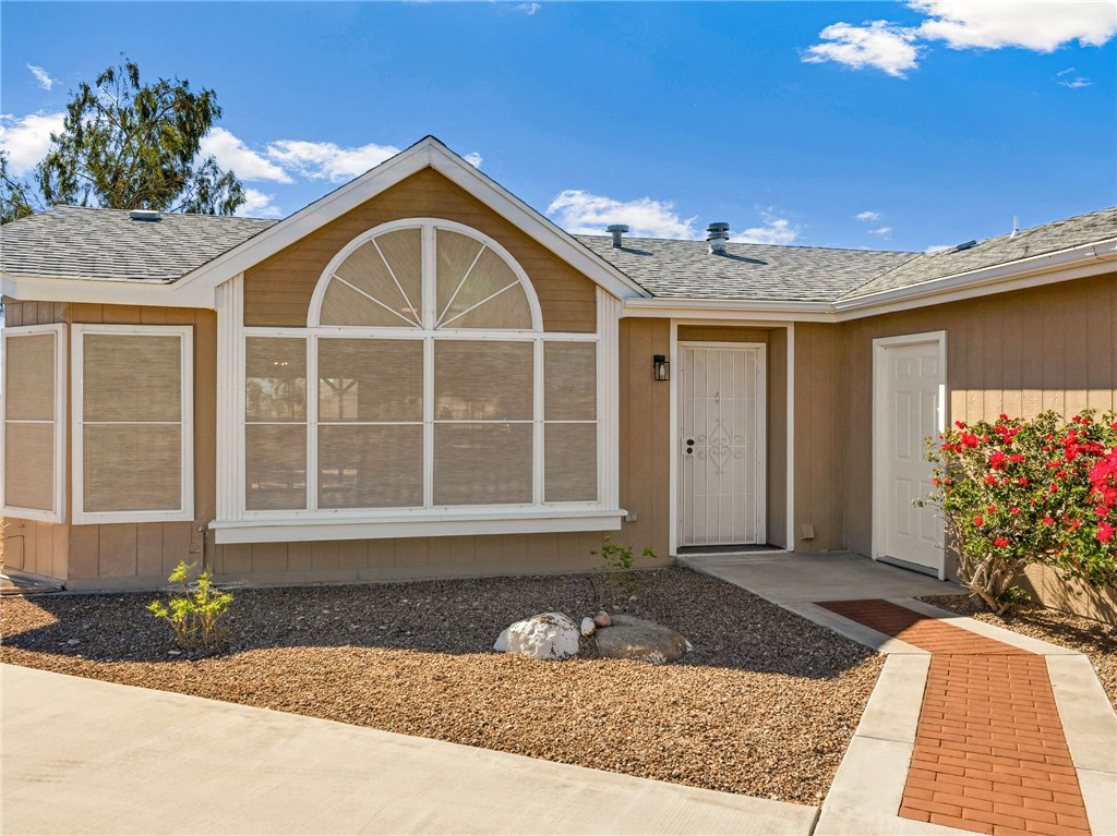 2612 E Sunrise Vista Boulevard