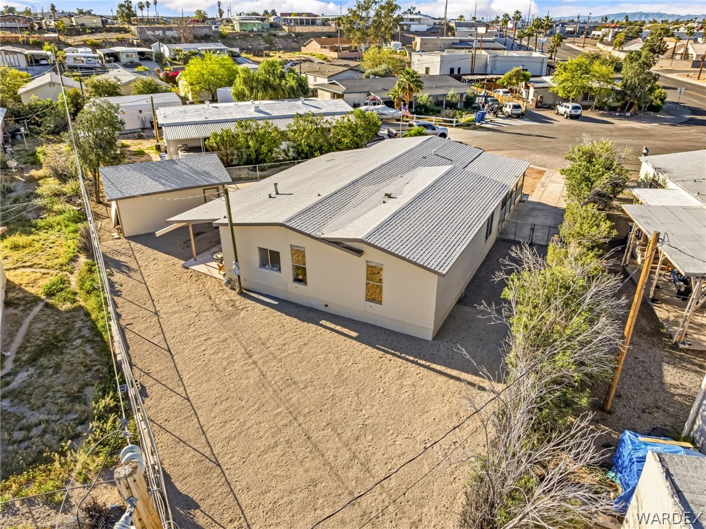 1636 Lakeside Drive