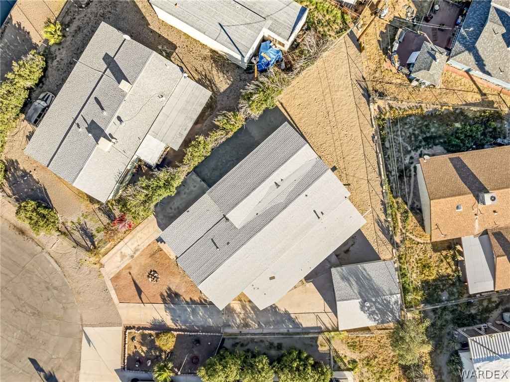 1636 Lakeside Drive