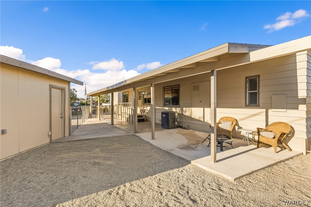 1636 Lakeside Drive
