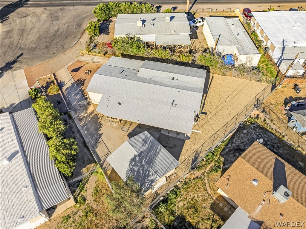 1636 Lakeside Drive