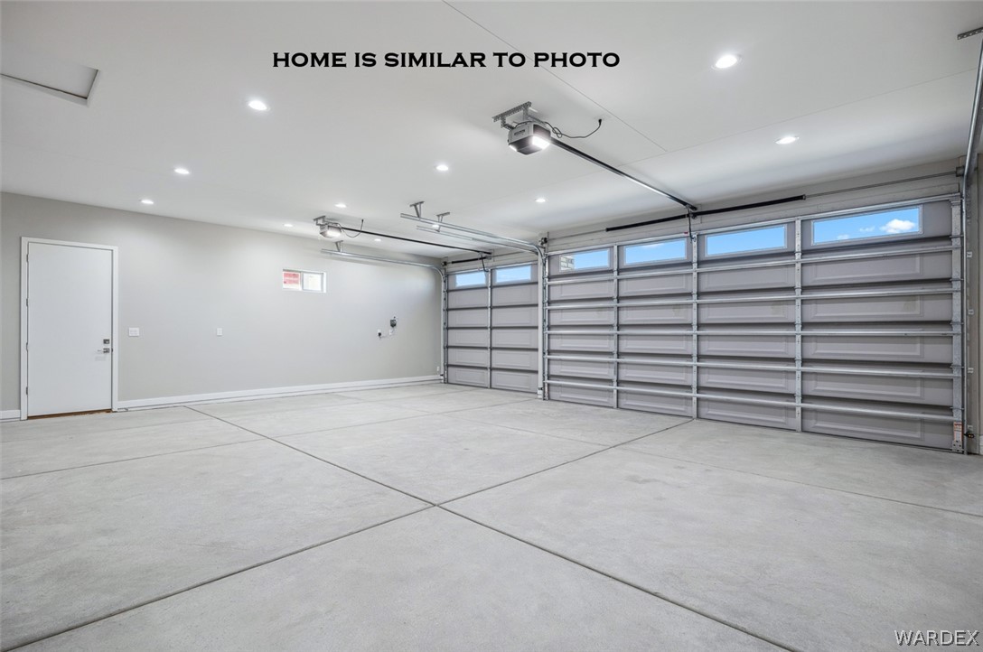 2651 Paris Lane