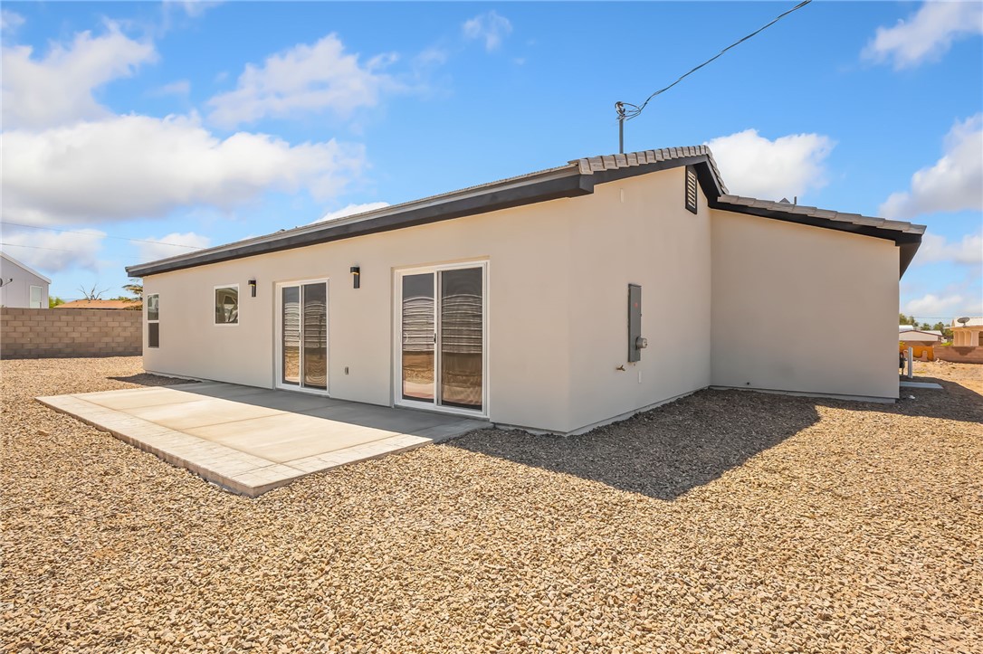 2486 E Hound Drive