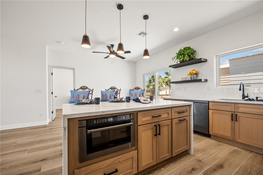 2486 E Hound Drive