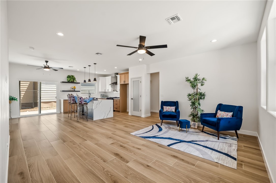 2486 E Hound Drive
