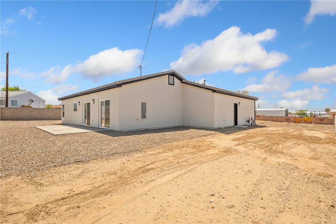 2486 E Hound Drive
