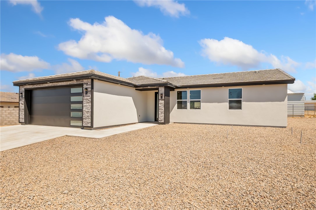 2486 E Hound Drive