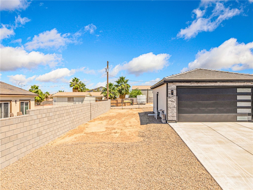 2486 E Hound Drive