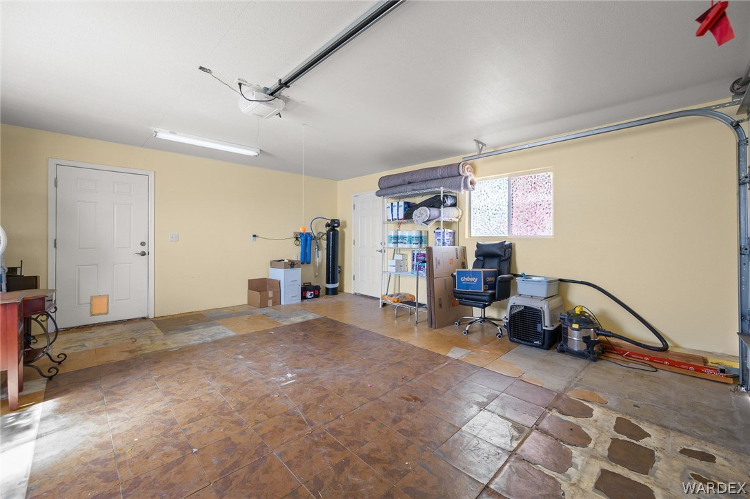 2545 Hillcrest Park Drive