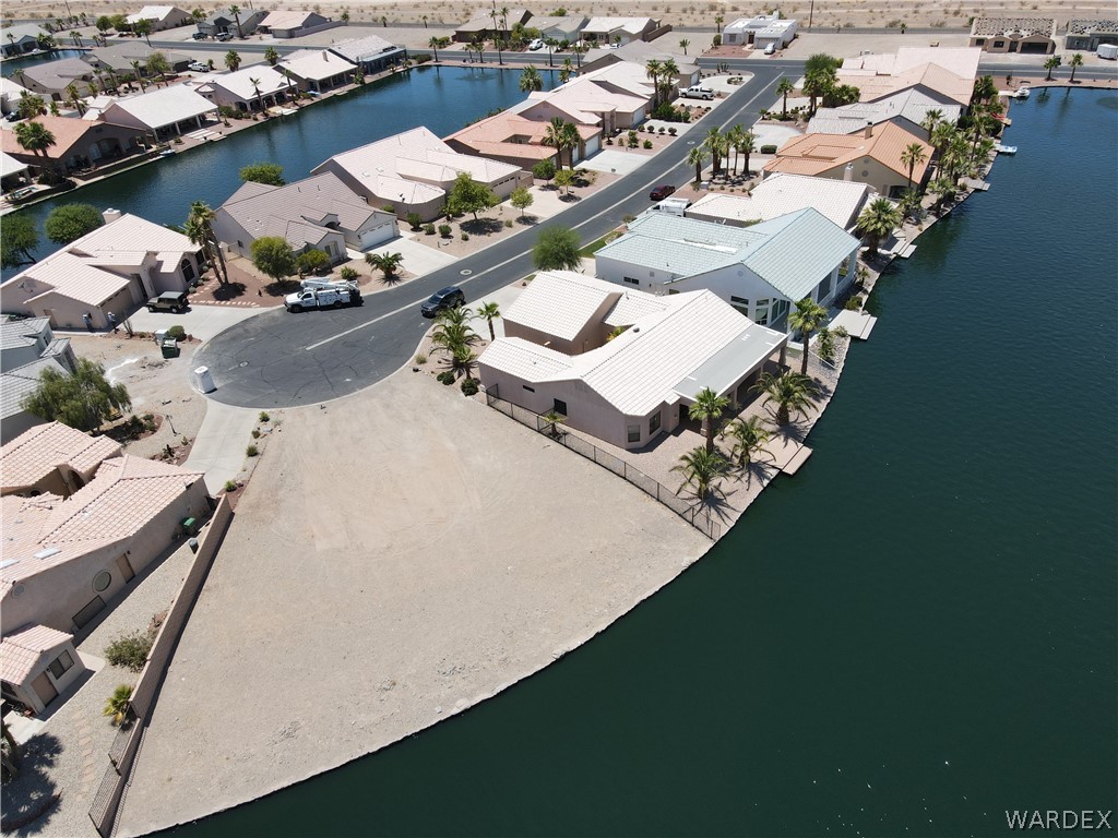 2055 E Lago Grande Place