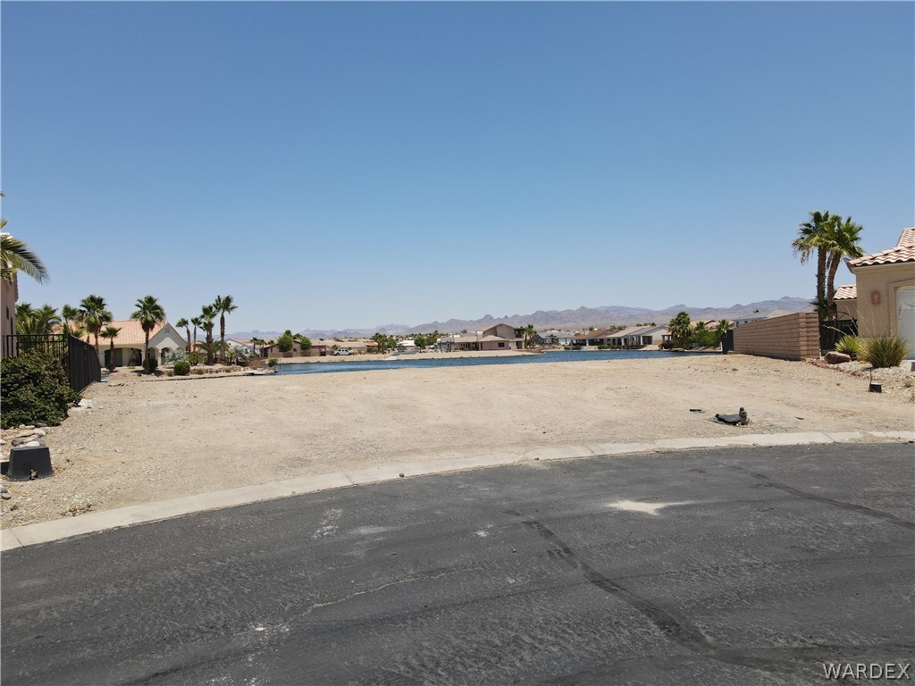 2055 E Lago Grande Place