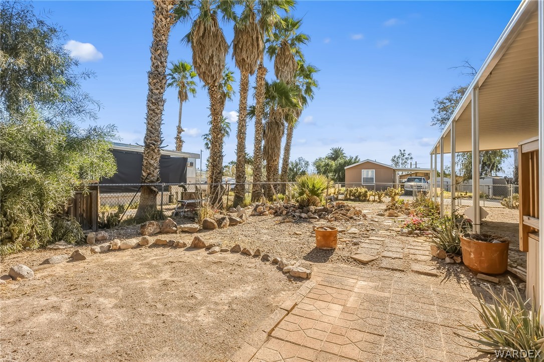 2233 Ventura Drive