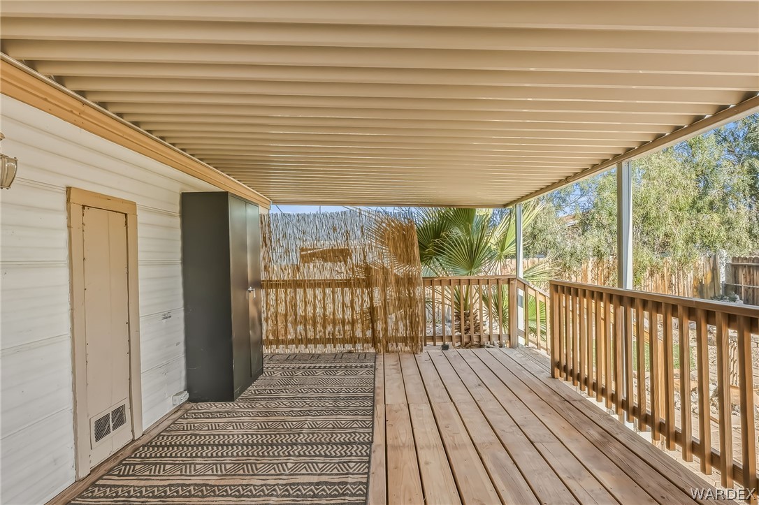2233 Ventura Drive