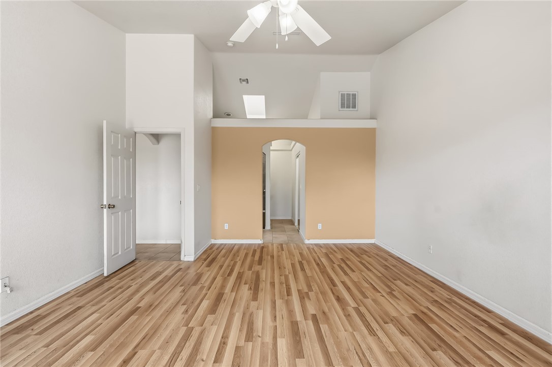 2558 Whispering Ridge Drive