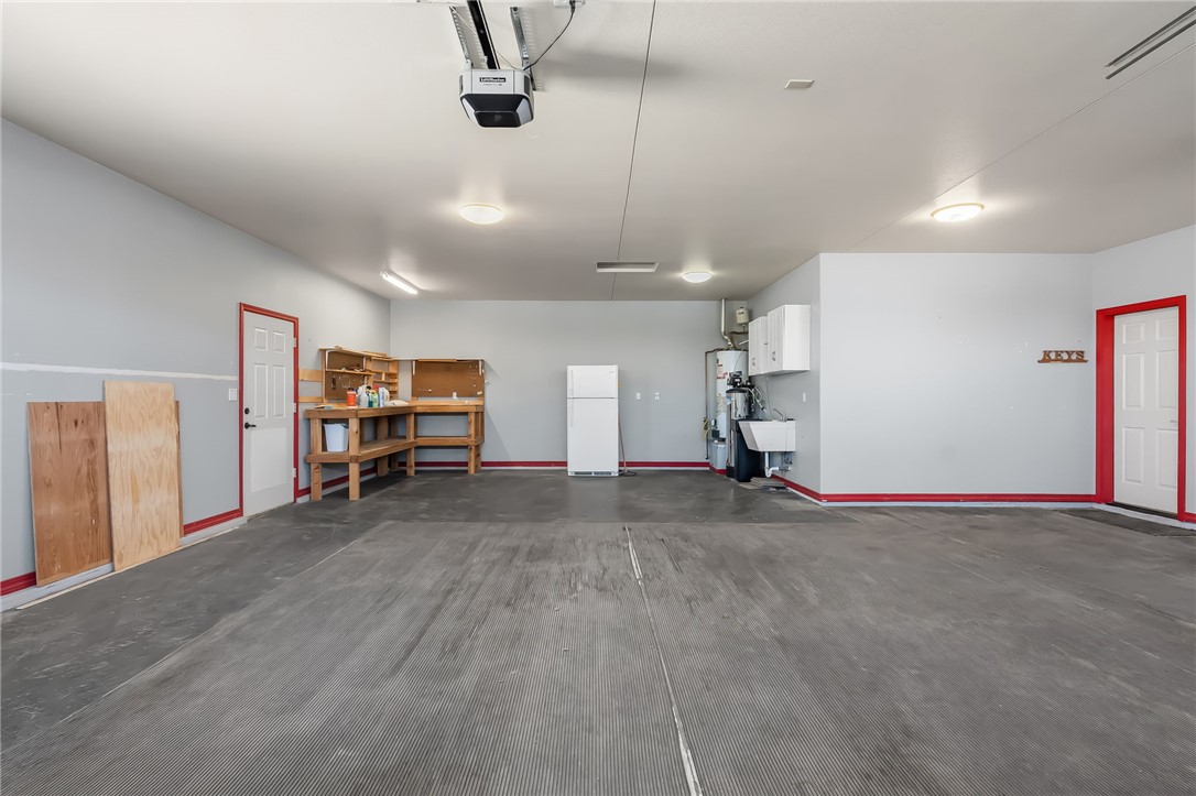 2558 Whispering Ridge Drive