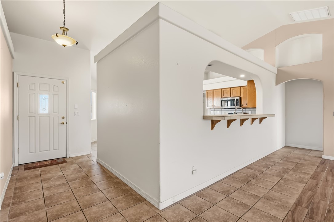 2558 Whispering Ridge Drive