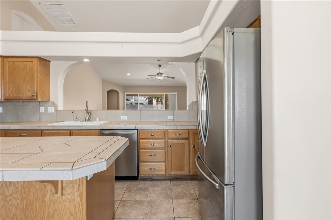 2558 Whispering Ridge Drive