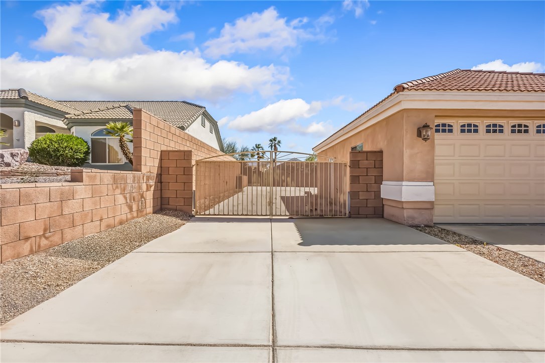 2558 Whispering Ridge Drive