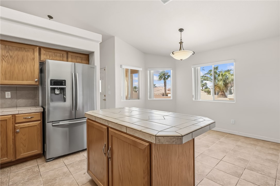 2558 Whispering Ridge Drive