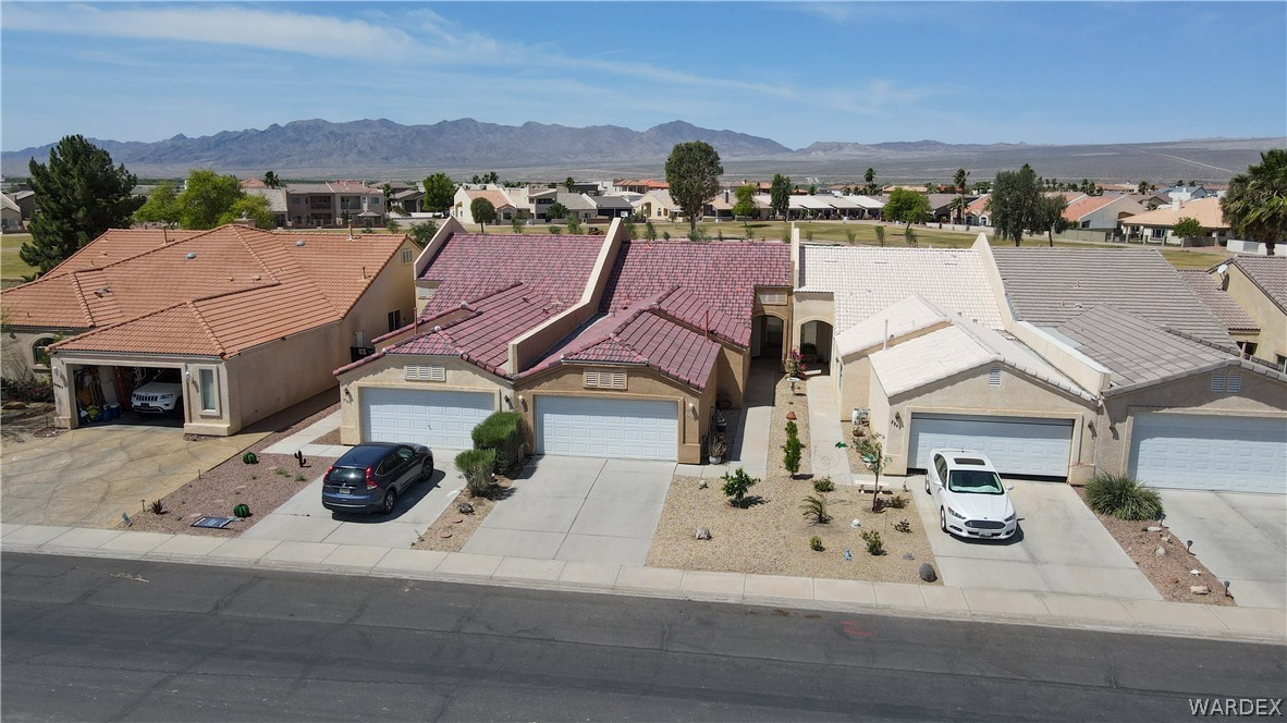 2943 Country Club Drive