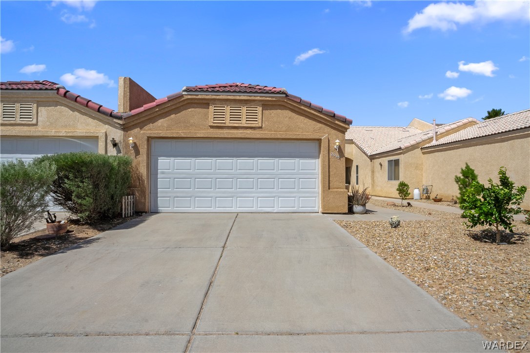 2943 Country Club Drive