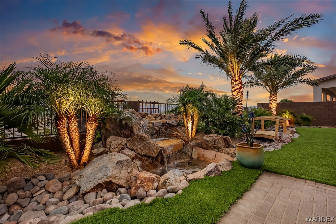2535 Ridge Lane