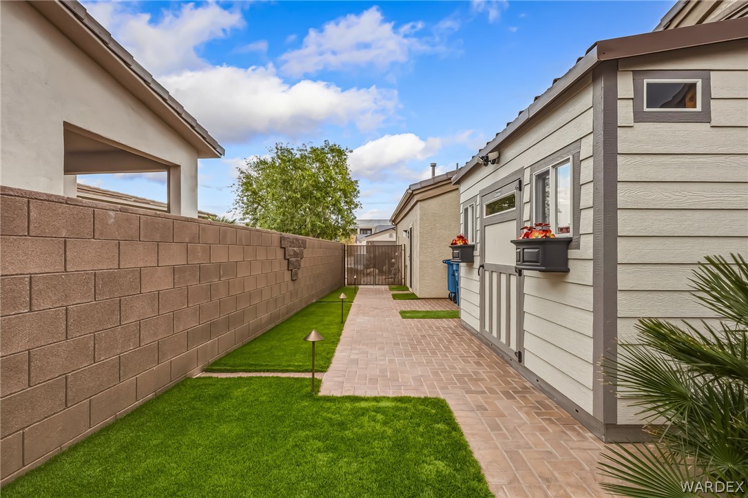 2535 Ridge Lane