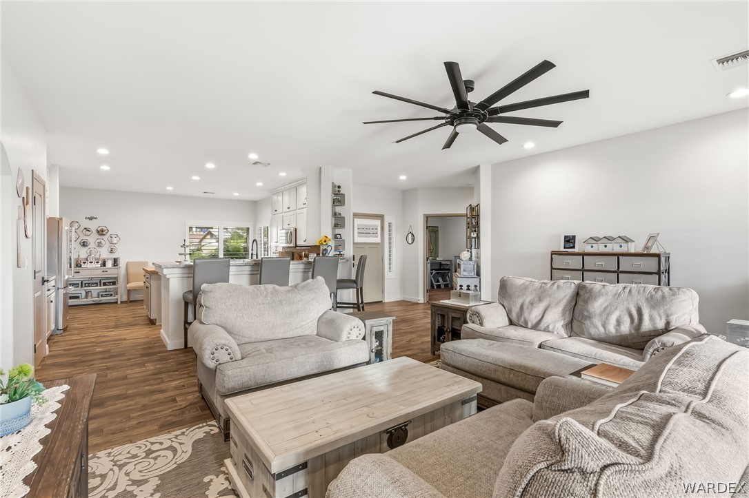 2535 Ridge Lane