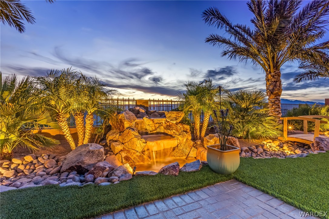 2535 Ridge Lane