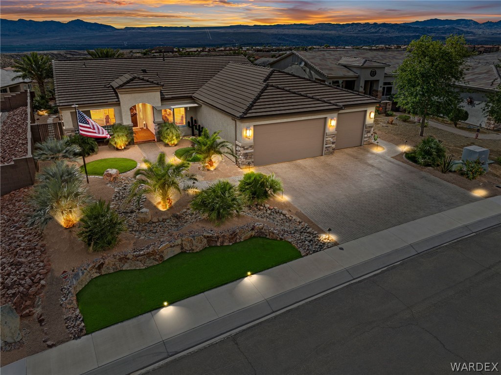 2535 Ridge Lane