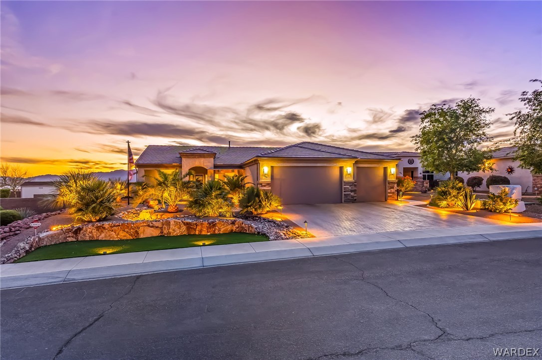 2535 Ridge Lane
