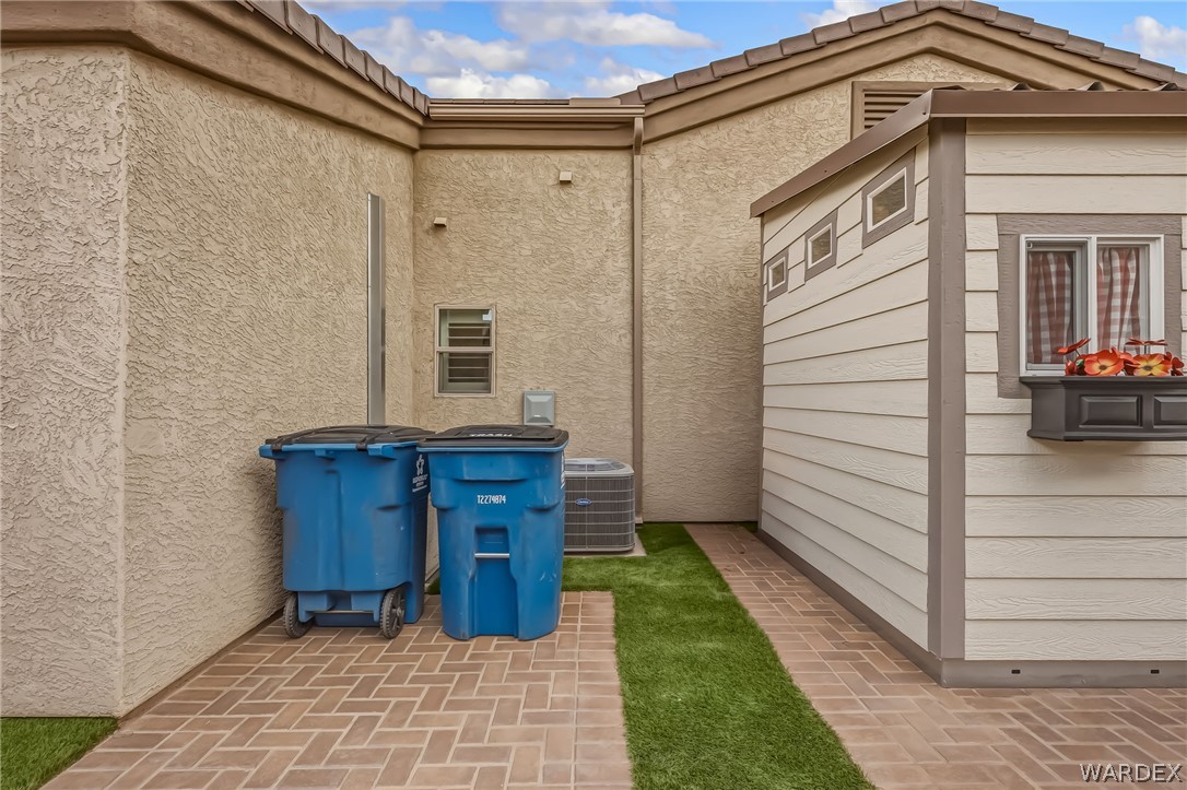 2535 Ridge Lane