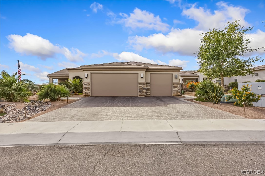 2535 Ridge Lane
