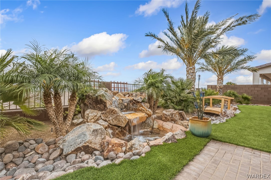 2535 Ridge Lane