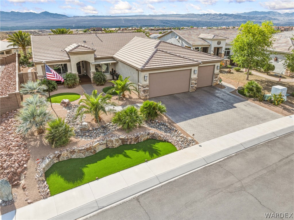 2535 Ridge Lane