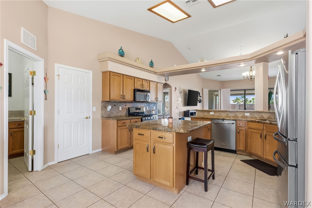 2558 Sundown Circle