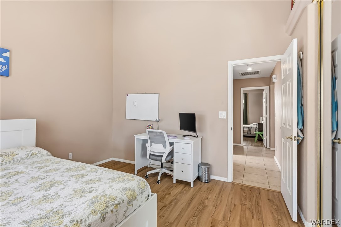 2558 Sundown Circle