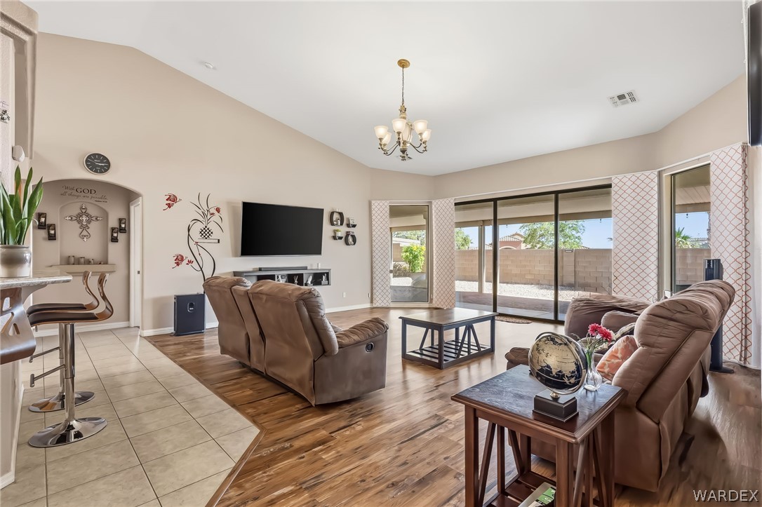 2558 Sundown Circle