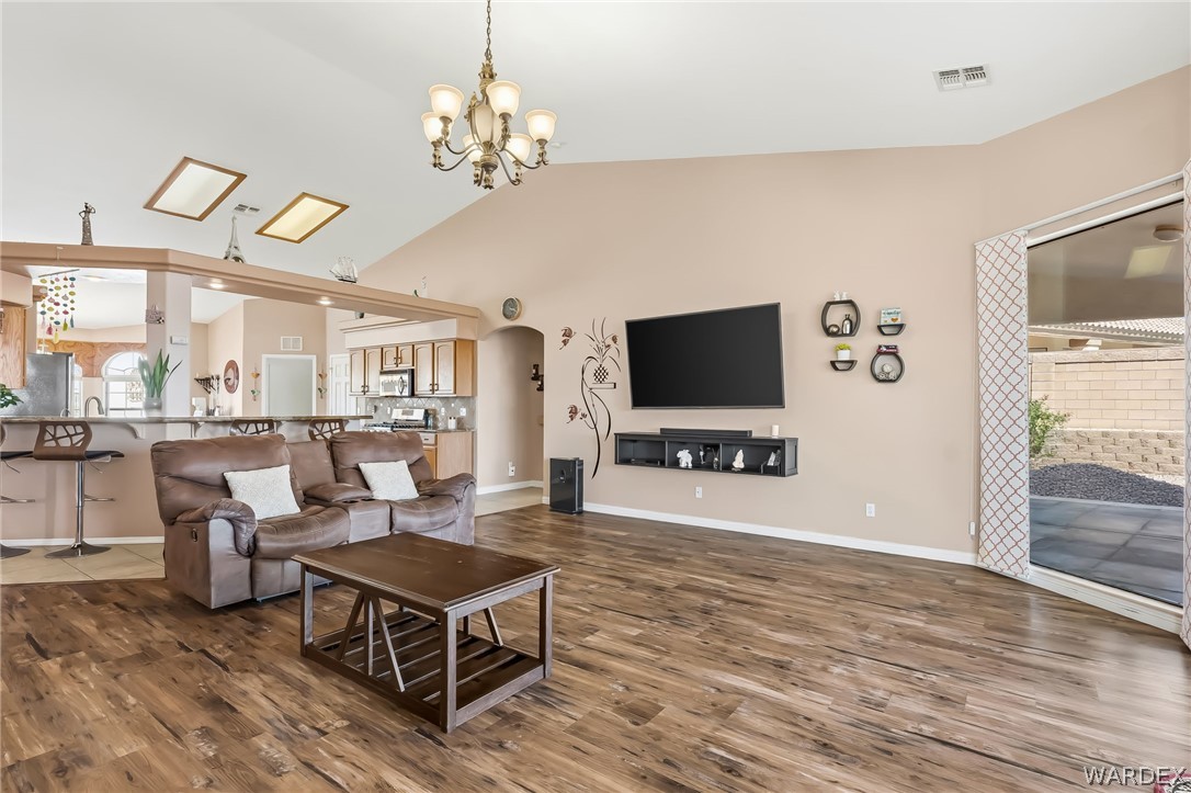 2558 Sundown Circle