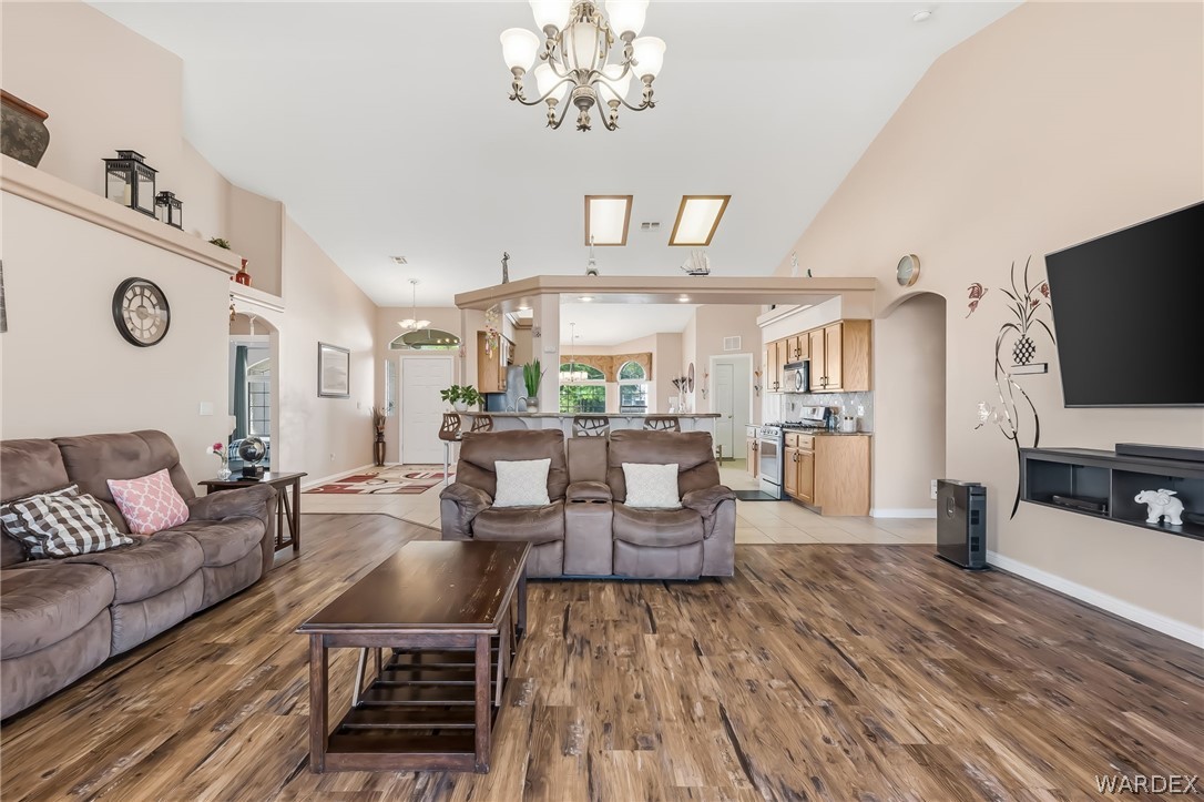 2558 Sundown Circle