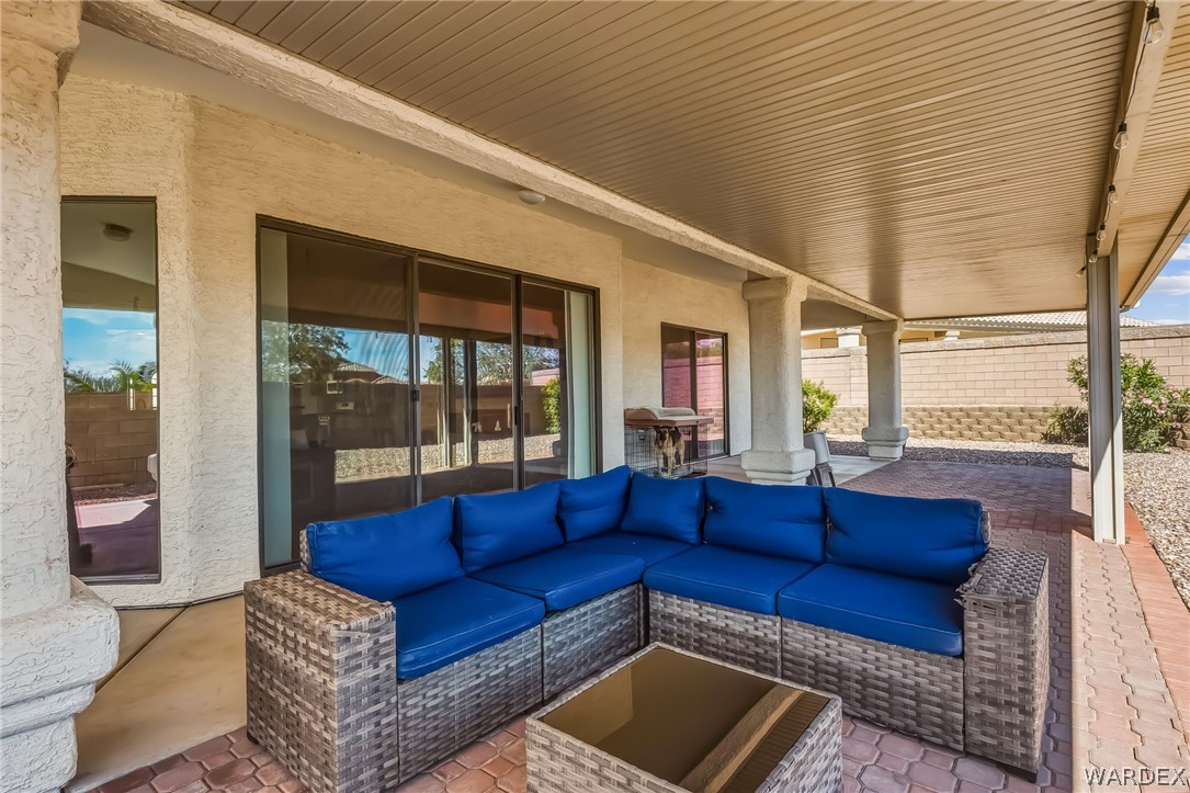 2558 Sundown Circle