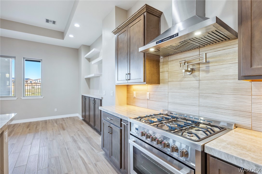 2353 E Calle Toledo